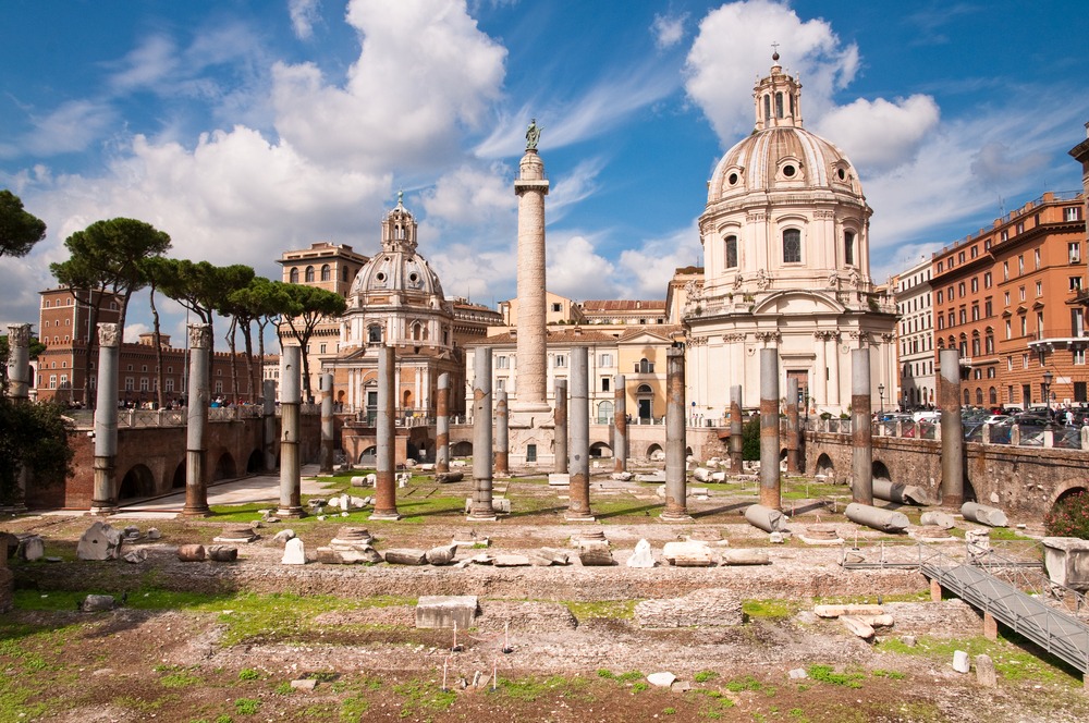 kolumna trajana w rzymie