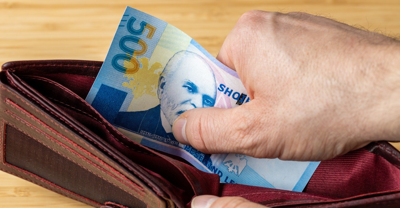 Golem Albania Gdzie Si Znajduje I Co Oferuje Turystom 