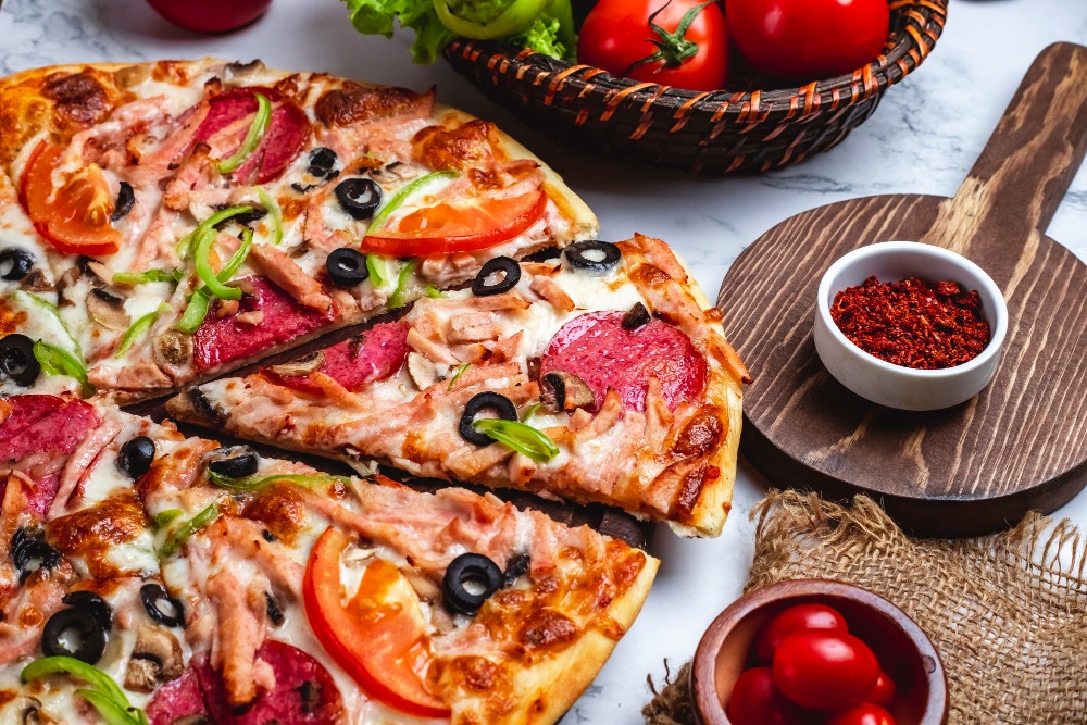 Poznaj świat pizzy! 6 wariantów pizzy z różnych państw, które warto poznać i spróbować